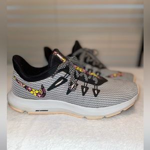 Nike Running Shoe. Sz9